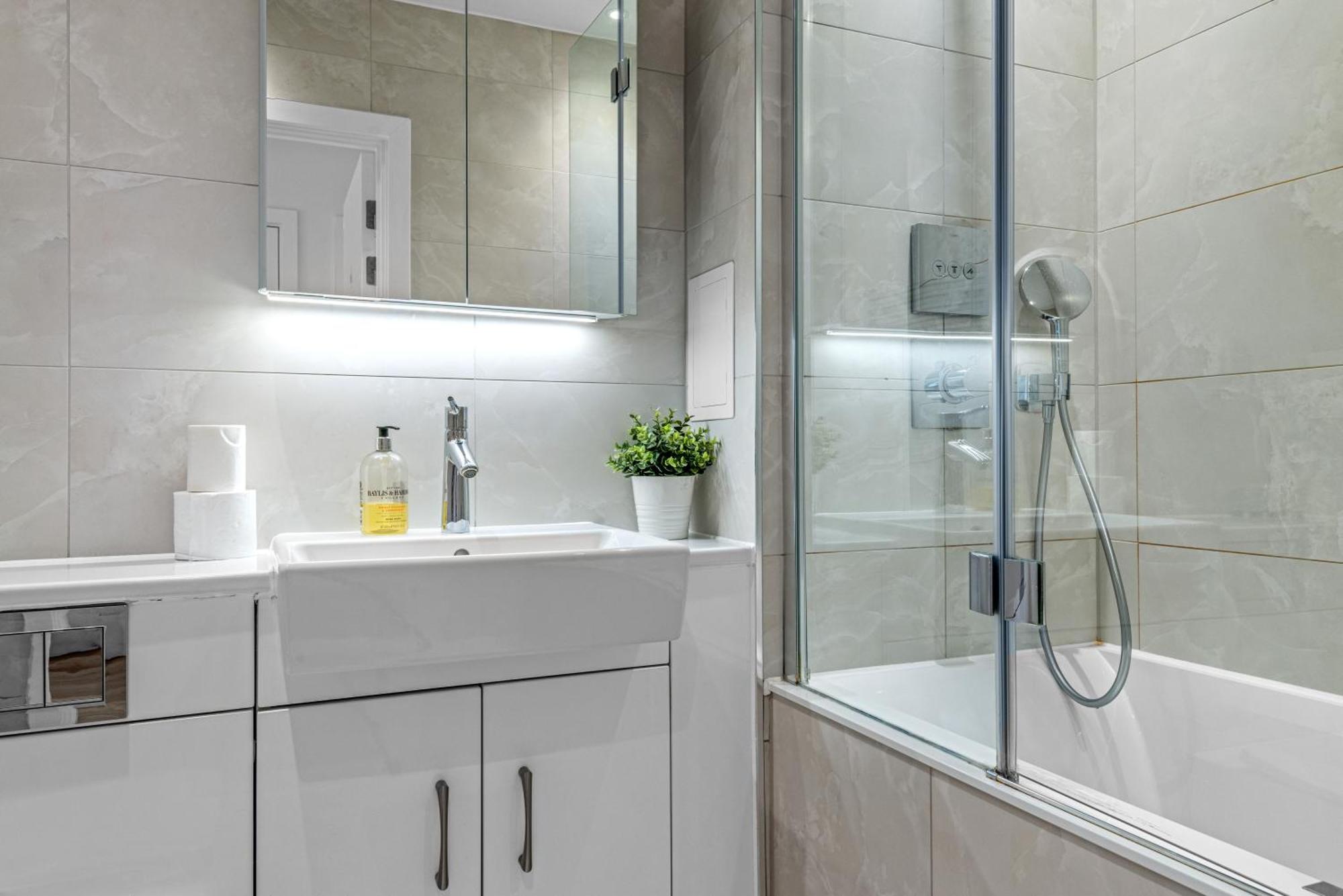 Londwell, Heart Of Notting Hill, Balcony Suite Luxury Londres Exterior foto